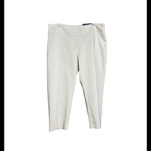 Apt. 9 Torie Capri Pants -
Cream - Size 16